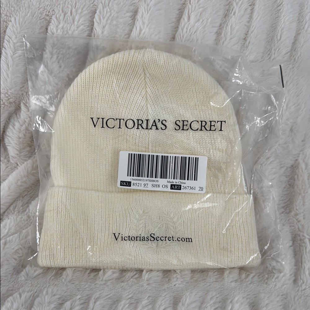 Victoria's Secret Cream Knit Hat